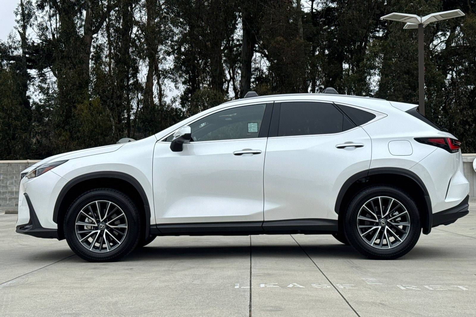 lexus nx hybrid 2025 JTJAKCEZ3S5041085 image lexus nx hybrid 2025 JTJAKCEZ3S5041085 image